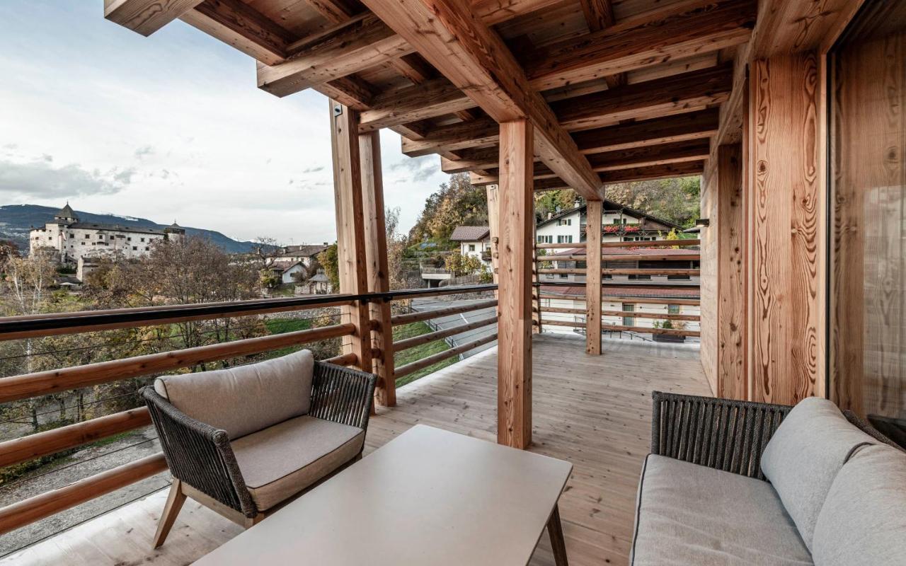 Presulis Hideaway & Restaurant