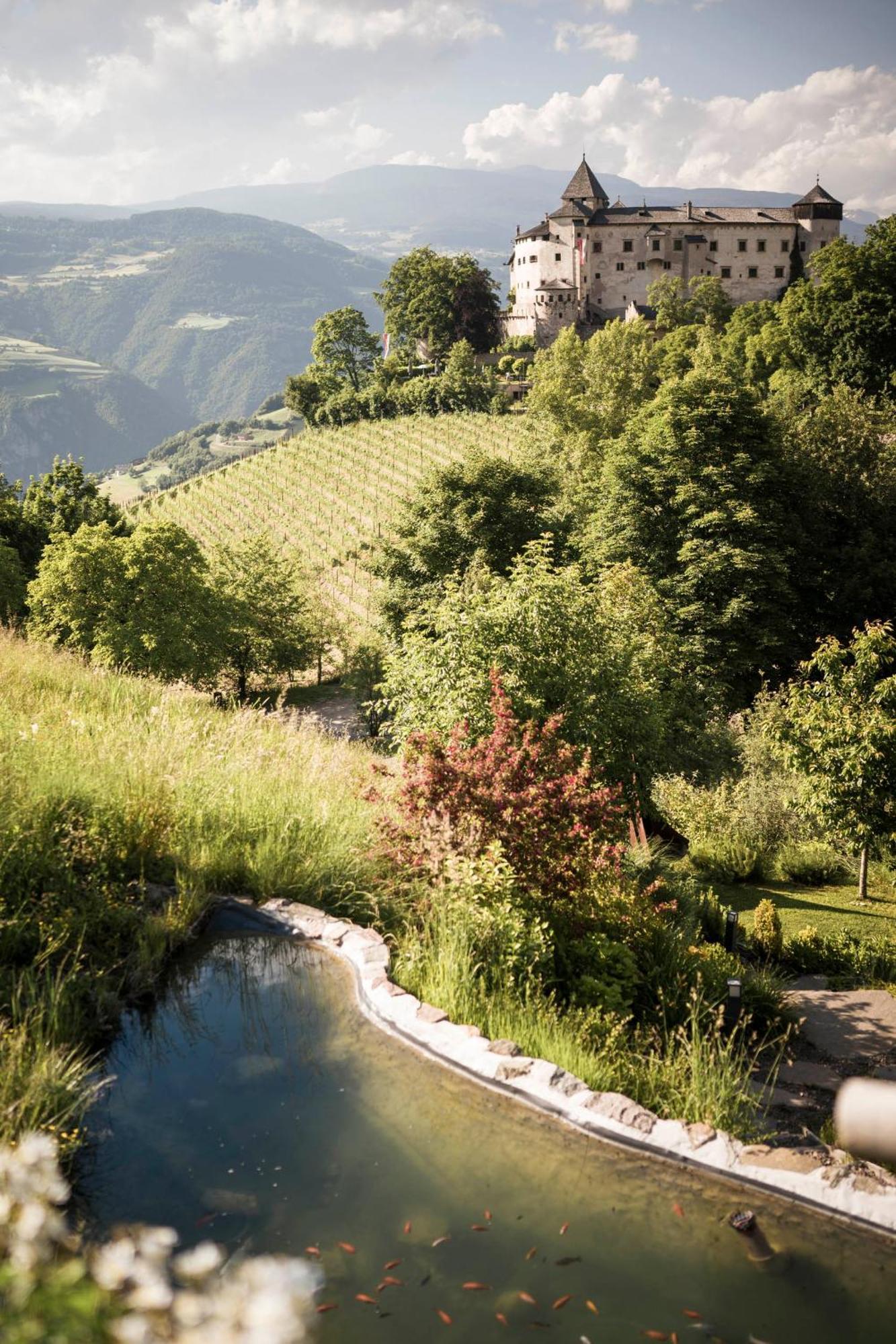 Presulis Hideaway & Restaurant Aparthotel