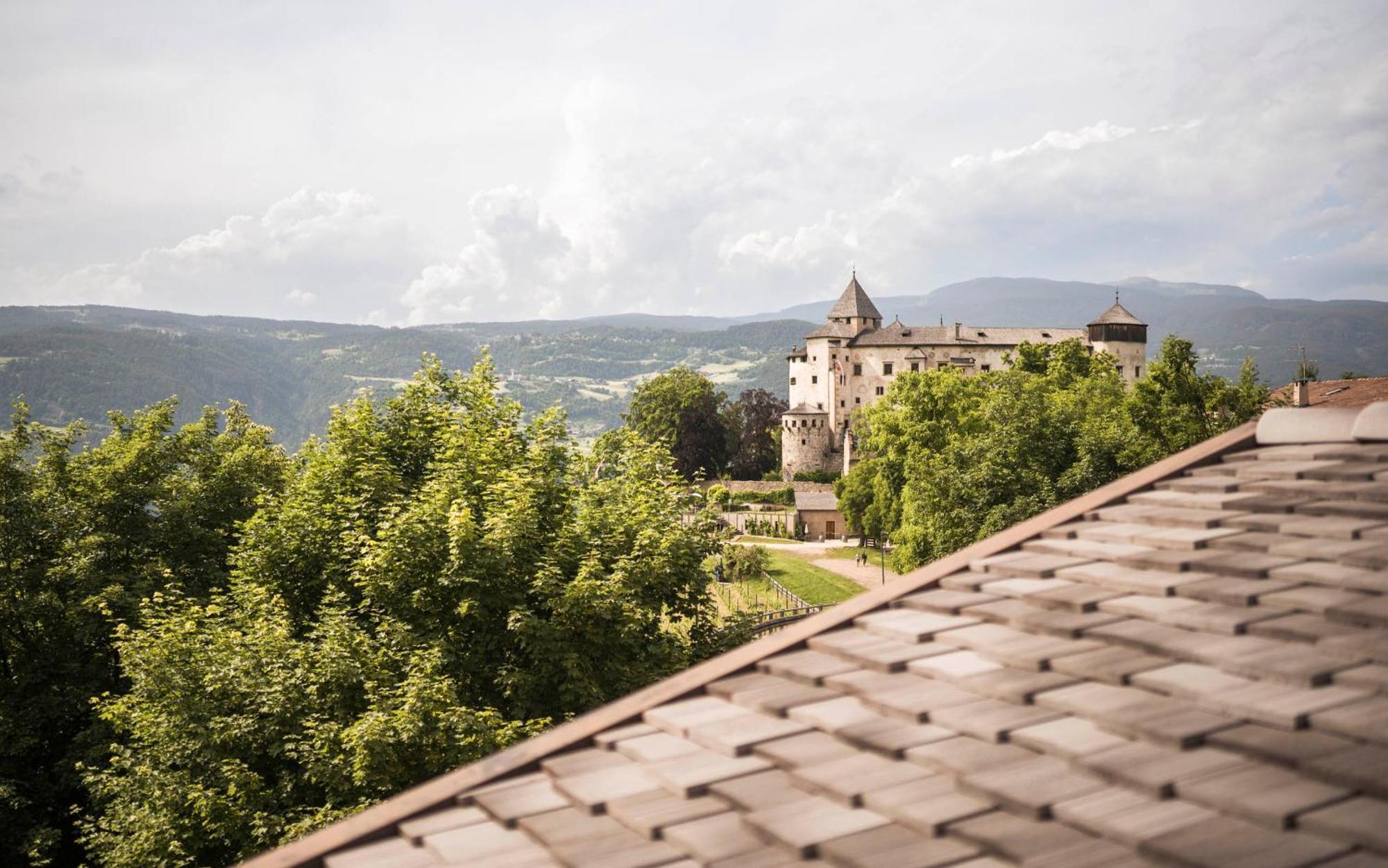 Presulis Hideaway & Restaurant Aparthotel 4*